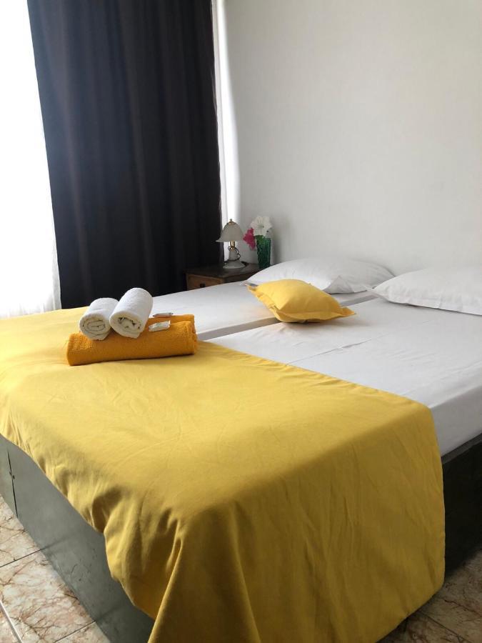 Sunny Varshava Hotel Goudstrand Buitenkant foto