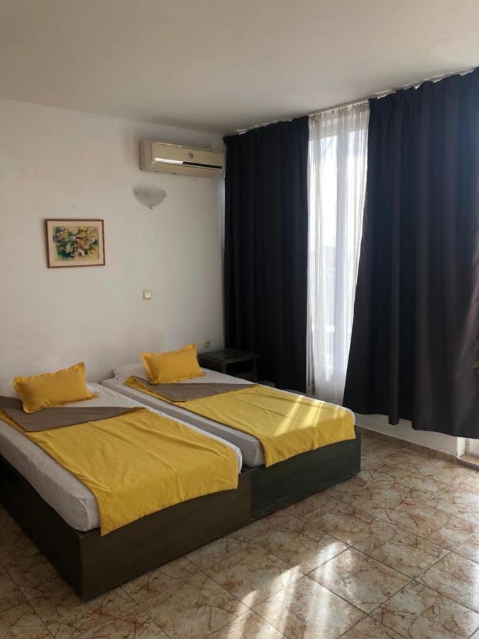 Sunny Varshava Hotel Goudstrand Buitenkant foto